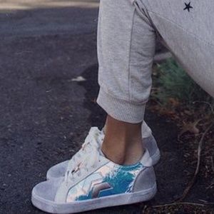 Dolce Vita Zaga Iridescent Sneakers Never Worn